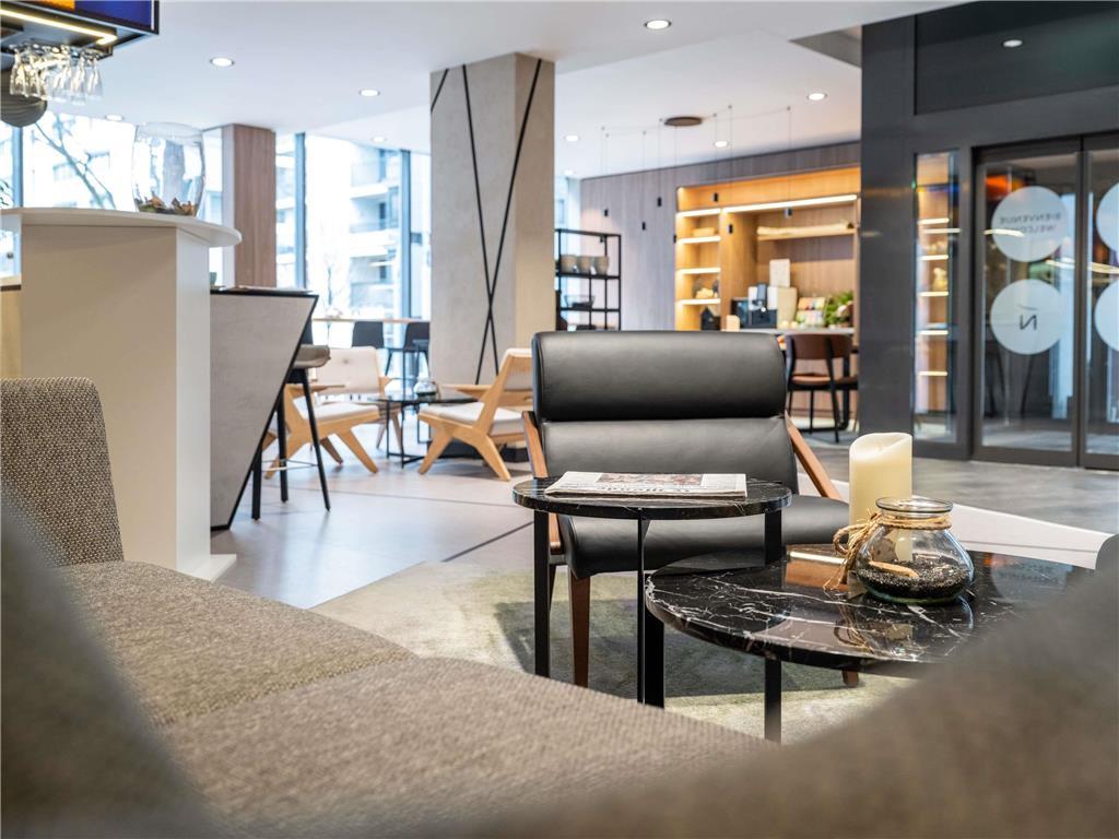 Hotel Novotel Donau 4*